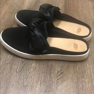 Ugg mules